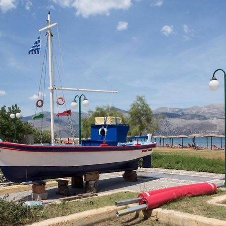 Manolatos Apartment Kefalonia Ликсури Екстериор снимка